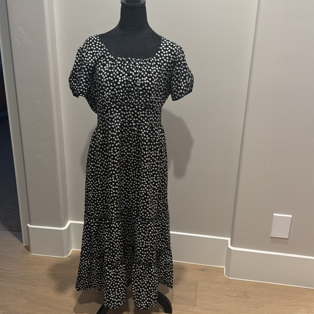 Black and White white flower Dress